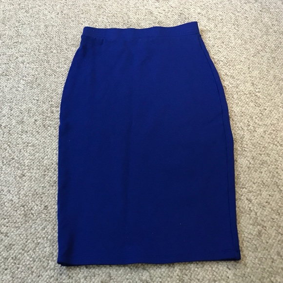 Super Cute Midi Pencil Skirt