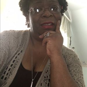 Meet your Posher, Brenda