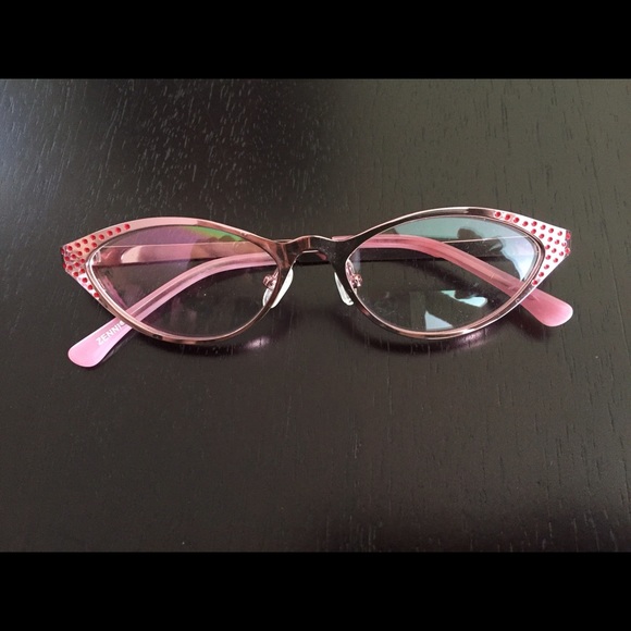 NWOT Sassy pink frames