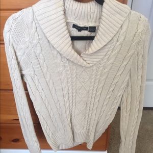 V neck sweater