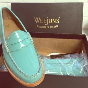 Brand new Weejuns! Whitney sky blue! Size 9 1/2