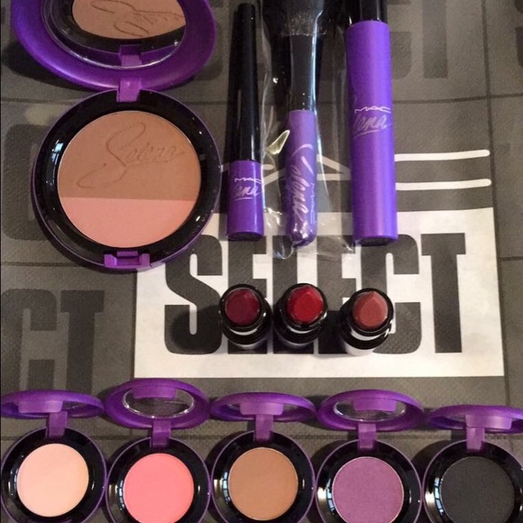 LE Auth MAC X Selena Makeup 12 Piece Collection - Picture 3 of 4