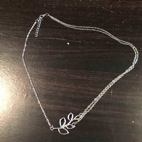 Silver branch necklace - Picture 1 of 1