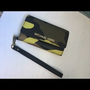 iPhone 5 and 5s MK iPhone wristlet