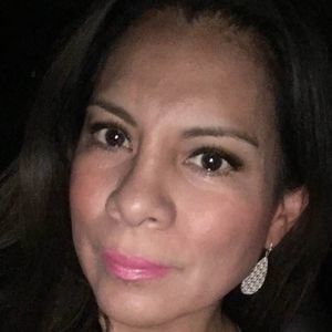 Meet your Posher, Gloria