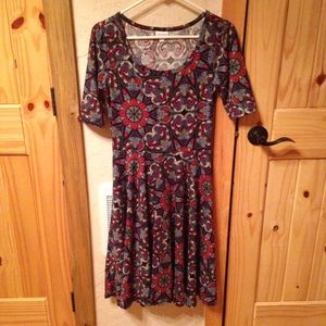 Flash Sale💥💥  LulaRoe Nicole Dress Small