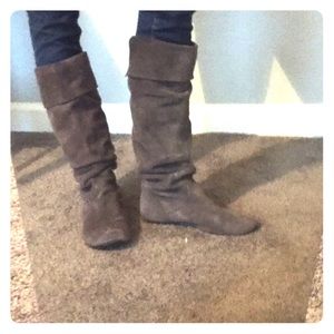 Steve Madden "bonanza" suede boots