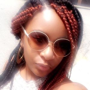 Meet your Posher, Minerva