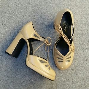NWoT Chunky Pumps