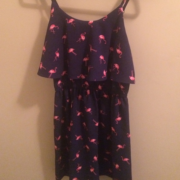 Elle Dresses & Skirts - Dress