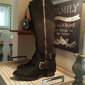 Donal J Pliner Riding Boots SZ 7.5