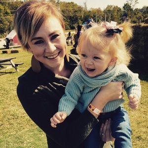 Meet your Posher, Becca