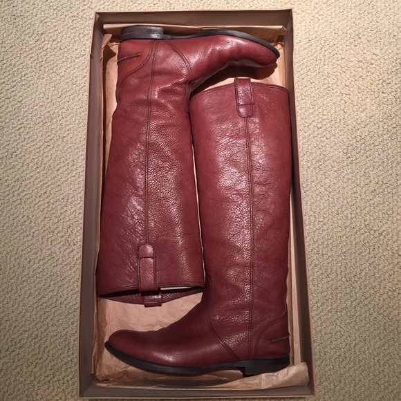 *MADEWELL ARCHIVE LEATHER BOOT IN MAHOGANY SIZE 7