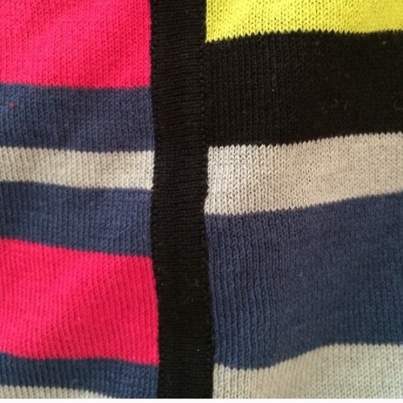 BCBGMaxazria sweater - Picture 3 of 4