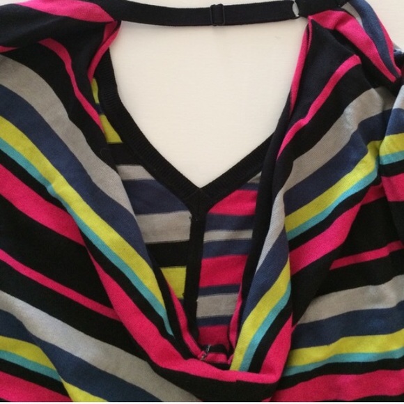 BCBGMaxazria sweater - Picture 4 of 4