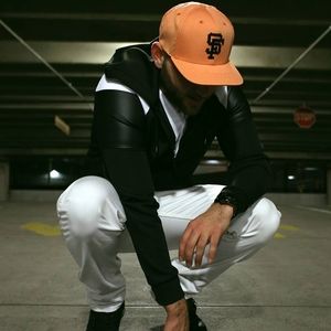 Meet your Posher, Todd