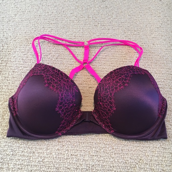 Victoria's Secret NWOT Bra