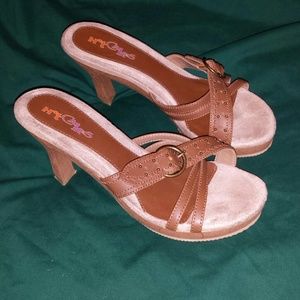 HOT CAKES Like New High Heel Sandals