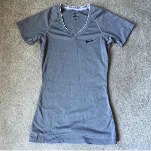 Grey Nike Pro Shirt XS