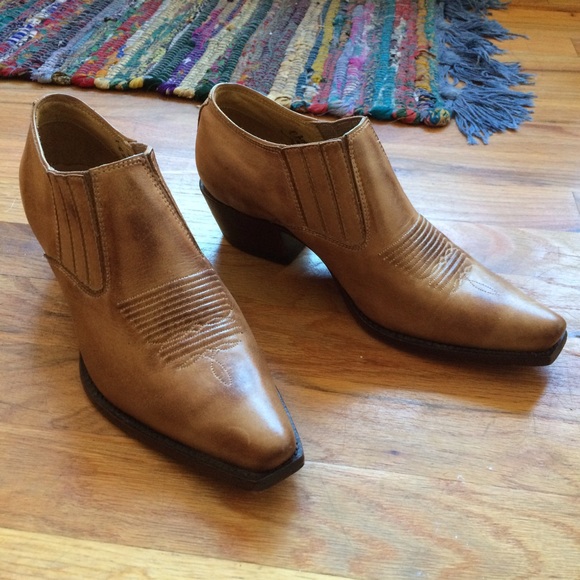 Lucchese Shoes - Charlie 1 Horse true leather western boots