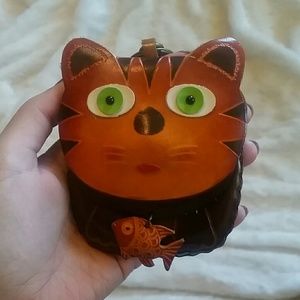 Closing sale!!! Super adorable cat change purse!
