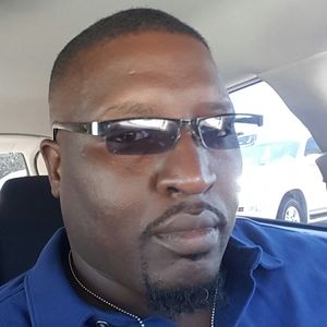 Meet your Posher, Dwain