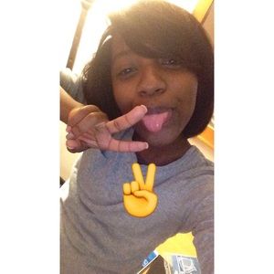 Meet your Posher, Jasmine