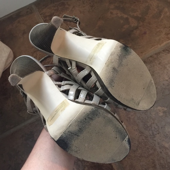 Madden Girl beige heels - Picture 4 of 4