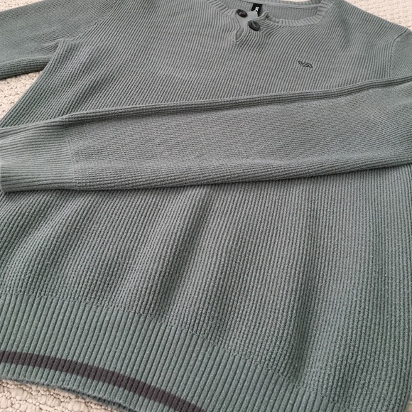 RVCA Other - EUC Green Ribbed RVCA Sweater