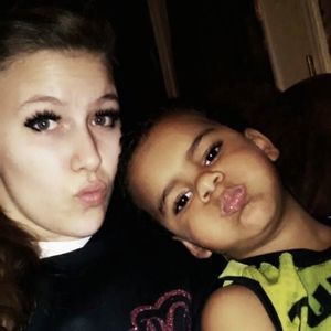 Meet your Posher, Brittany