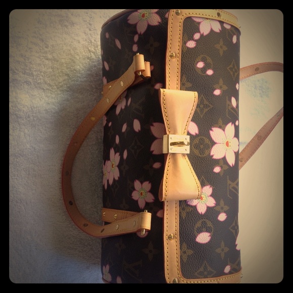 Louis Vuitton hand bag