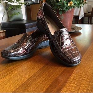 Clark crocodile leather loafers🌹
