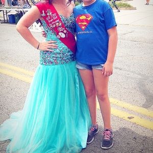 Prom dress