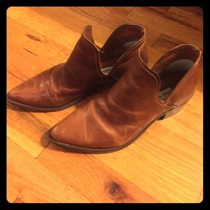 Steve Madden leather booties