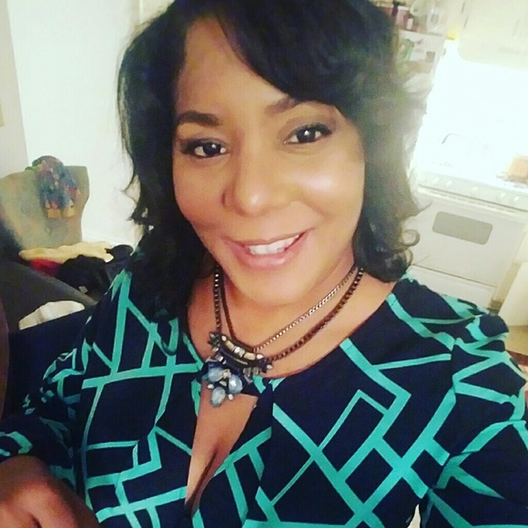 Meet your Posher, April