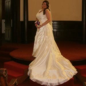 Wedding gown