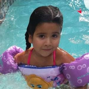 Meet your Posher, Elsa