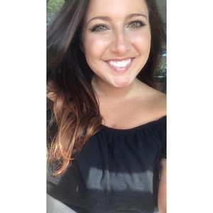 Meet your Posher, Casey