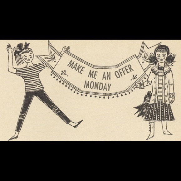 🗣Monday Madness 👛🤑 Check out my closet!!! 🕵🏻