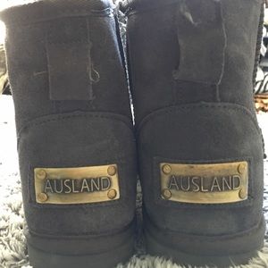 AUSLAND Booties (like UGGs)