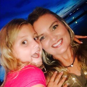 Meet your Posher, Cristin