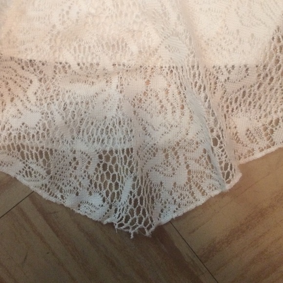 Crop top - Picture 2 of 2