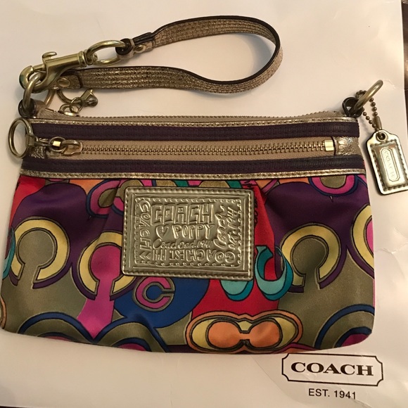 Coach Poppy Signature Wristlet