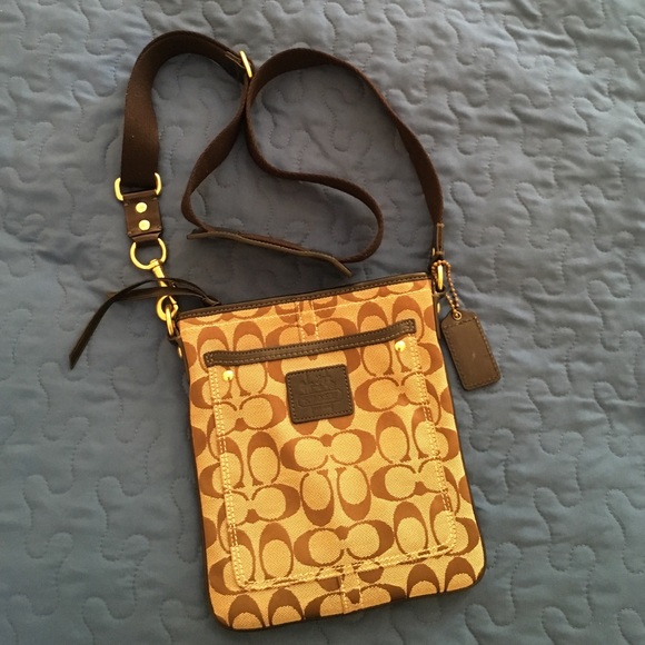 coach small crossbody bag