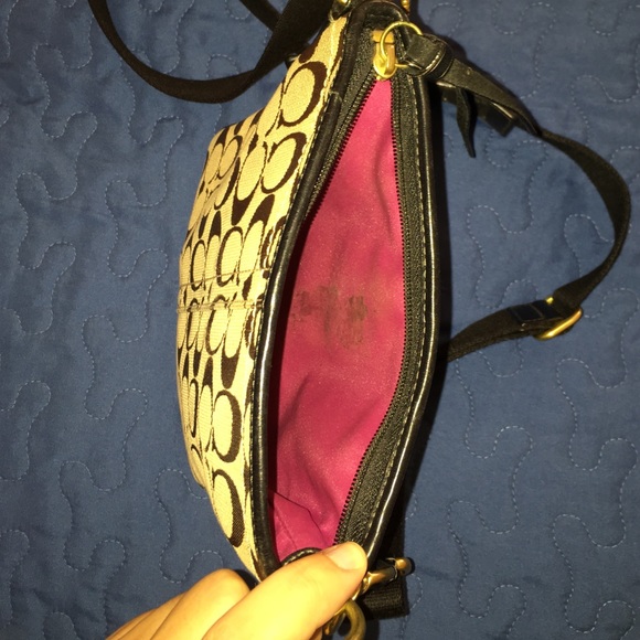 Coach signature crossbody bag. Brown C print - Picture 3 of 4