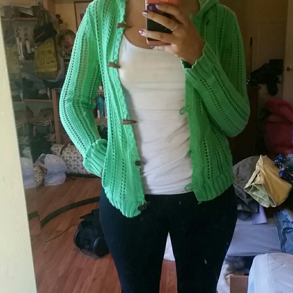 Closing sale!!Cozy green mossimo sweater with hood