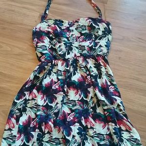 Closing sale!!! Summery floral halter dress