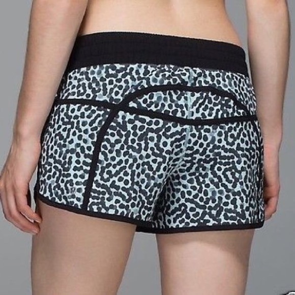 lululemon athletica Pants - 🌴lululemon Tracker short lll Blue Black 🌴