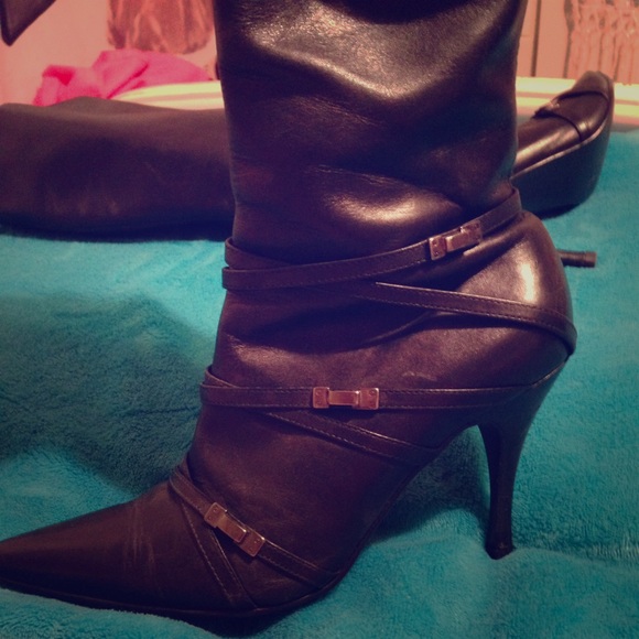 Andrea Black leather high leather boots