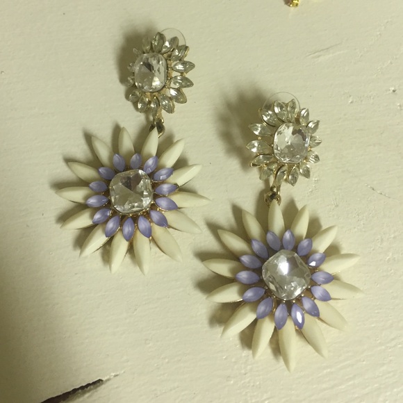 SOLD!!! Statement flower drop earrings
